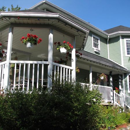 Arkadia Eastman B&B Екстериор снимка