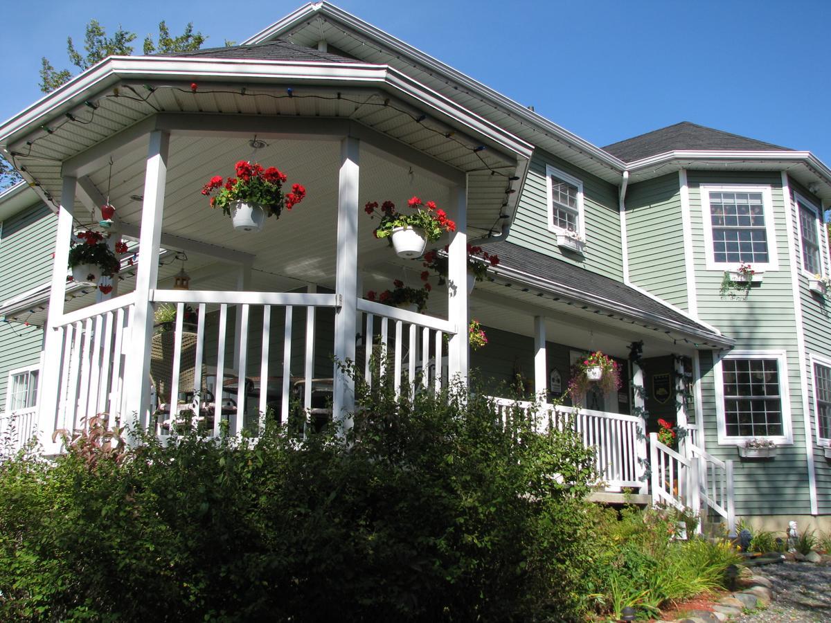 Arkadia Eastman B&B Екстериор снимка