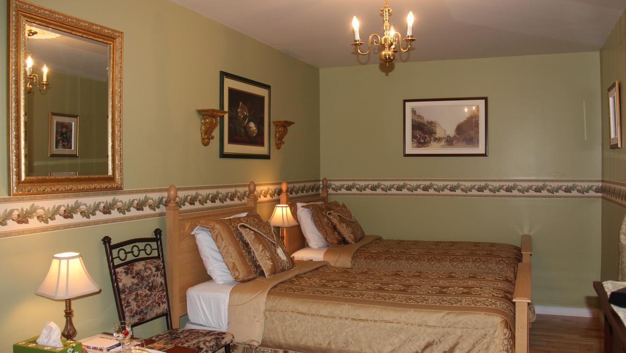 Arkadia Eastman B&B Екстериор снимка