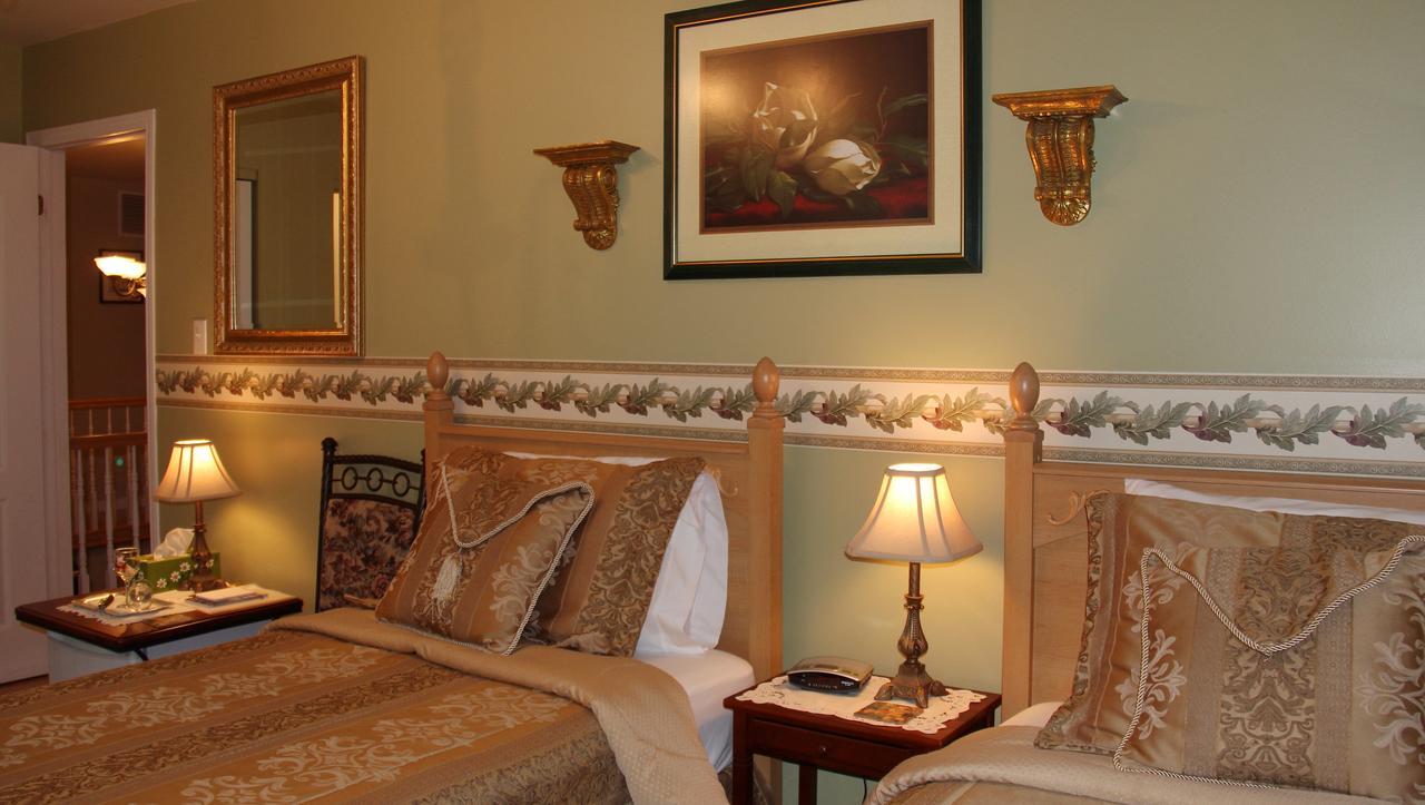Arkadia Eastman B&B Екстериор снимка